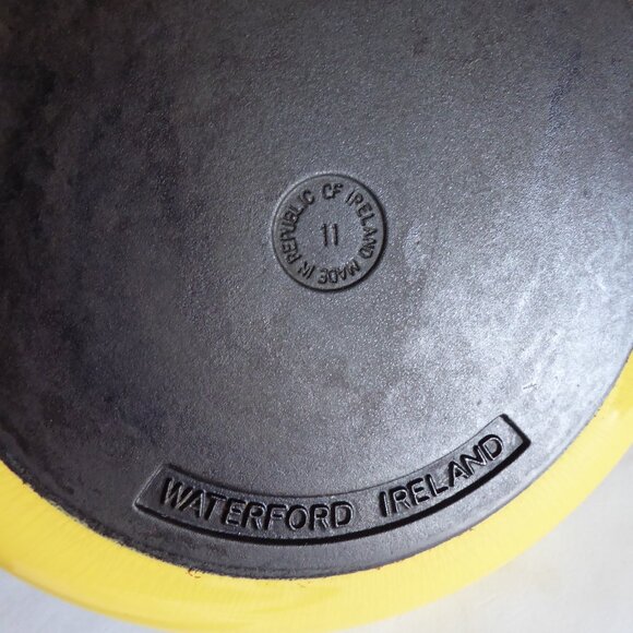 VINTAGE 11” SKILLET WATERFORD IRELAND COLORCAST YELLOW ENAMEL CAST IRON SKILLET - Picture 13 of 15